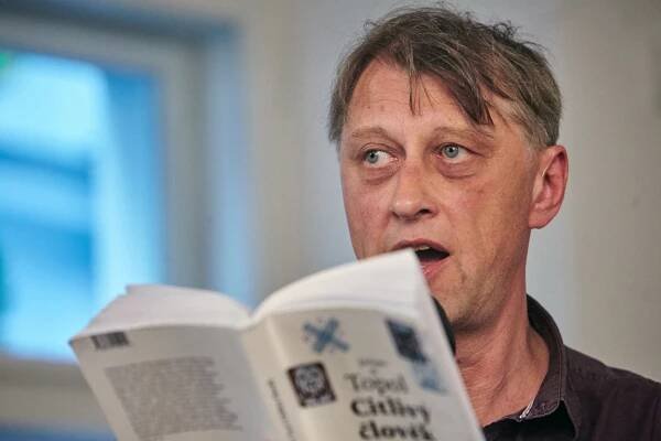 Jáchym Topol: Pro brigádnici Kačenku (23. 5. 2017) - Fotogalerie - Knihovna Václava Havla