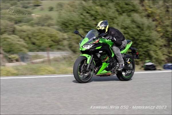 Kawasaki Ninja 650: Kapotovaná hrdinka všedního dne | Motorkáři.cz