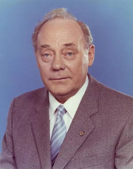 Harry Tisch – Wikipedia