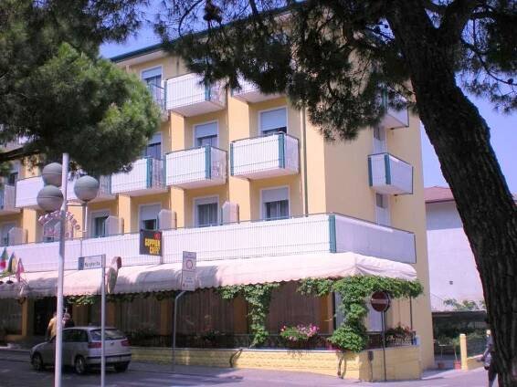 Hotel Portofino**