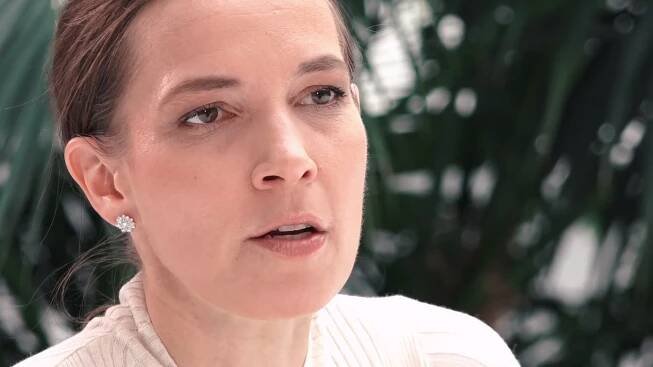 Politici se kolem Babiše krčí jako králíčci před kobrou, říká analytička Lenka Zlámalová