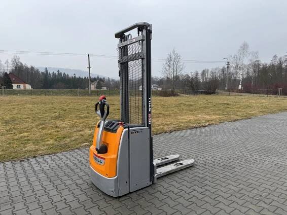 Ručně vedený elektrický vysokozdvižný vozík STILL EXV 16 | Zdvižky.cz