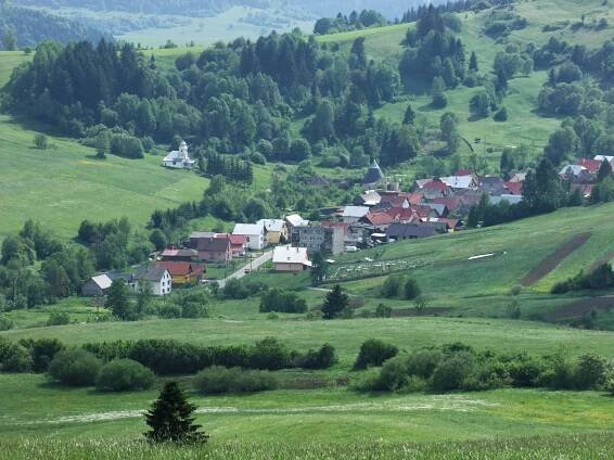Súbor:ZEMIANSKA DEDINA 05.jpg