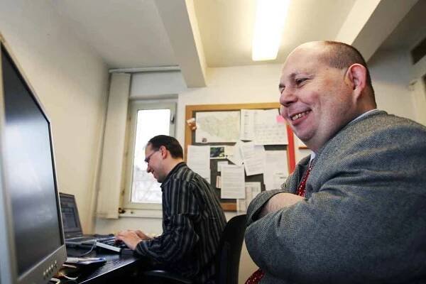 Hostem online rozhovoru v Pardubickém deníku byl tiskový mluvčí ministerstva zdravotnictví Tomáš Cikrt