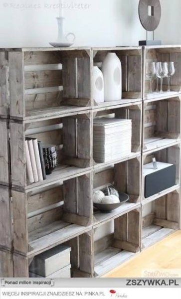 Pin 'regał ze skrzynek'  z tablicy 'Genialne Projekty Wnętrz' użytkownika Karolina | Abitazioni shabby chic, Decorazione shabby chic, Cassa libreria