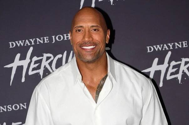 Herec Dwayne Johnson splnil přání umírajícímu chlapci. Zveřejněné video má stovky tisíc liků