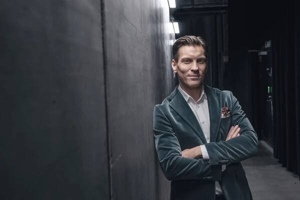Haluatko miljonääriksi? - Promo - Antti Holma