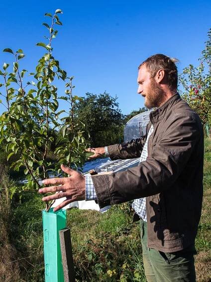 Petr Macháček: Běžné zemědělství je plné chemie, bio vrací na pole rovnováhu