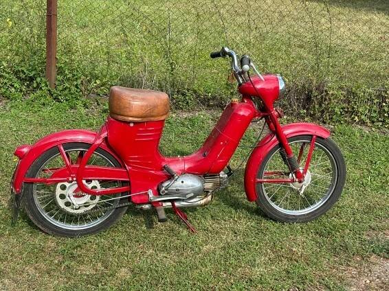 Stará Jawa 550 Pařez bez TP funkční