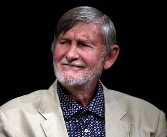 Zemřel divadelník Jan Schmid, který v Liberci založil divadlo Ypsilon
