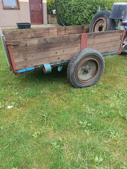 Prodám vlek za traktor PAJ-1.