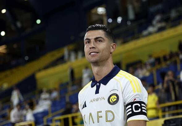 Už je to oficiální. Ronaldo prodloužil smlouvu, v Arábii bude hrát ještě dva roky