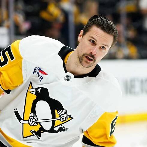 Red Wings might be one Erik Karlsson move from contending