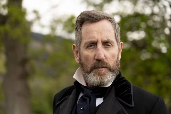 Fotografie zemřelých - Promo - Michael Smiley
