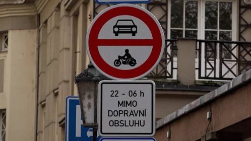 Pražský primátor nechá zneplatnit značky se zákazem vjezdu do Starého Města