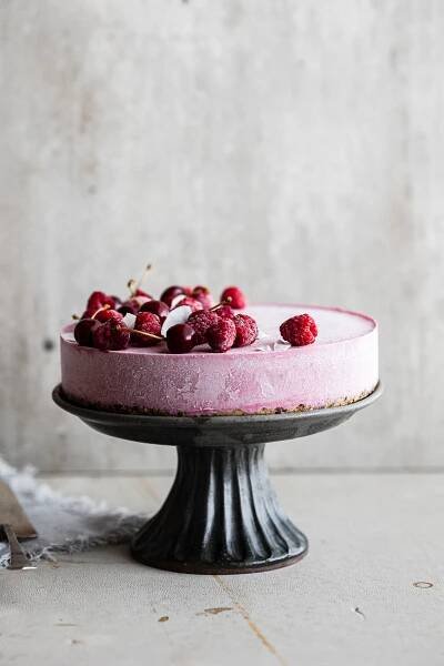 Letní smoothie dort. Zdravé ledové osvěžení plné ovoce | Forbes