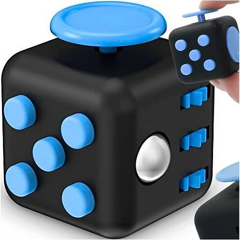 ANTISTRESOVÁ HRAČKA ANTISTRESOVÉ KOSTKA S TLAČÍTKY A KNOFLÍKY HAND CUBE FIDGET CUBE