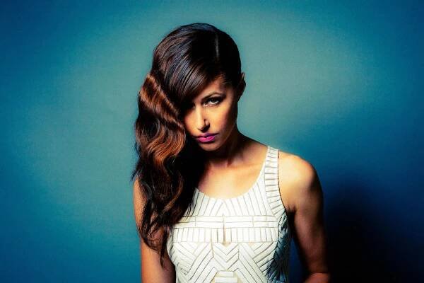 24 Enigmatic Facts About Amanda Crew