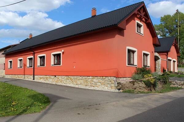 Sirákov - ubytování, počasí, foto, tipy na výlet, informace