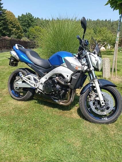 Prodám Suzuki GSR 600,rv 2006