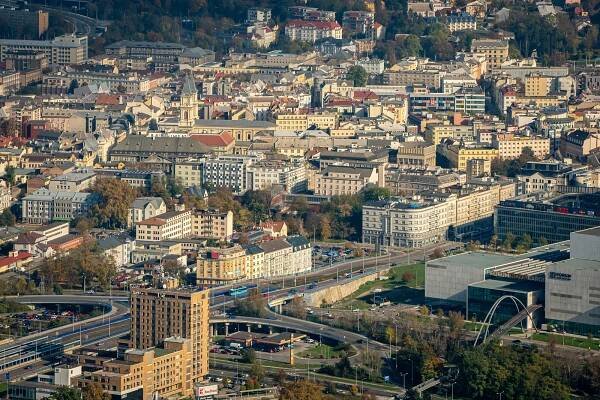 Ostrava zřizuje novou energetickou společnost. Na kraji přes ni proudily úplatky