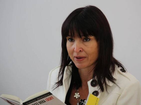 Simona Monyová: Krutý osud spisovatelky, která mezi řádky tiše volala o pomoc