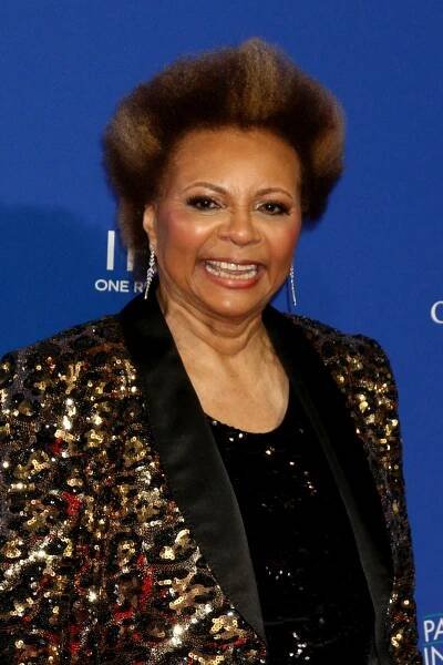 Vintage celebrity home decor: See Leslie Uggams' first house & how it was decorated (1970) 9