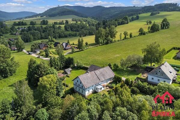 Prodej rodinného domu 501 m², pozemek 3782 m², Dolní Morava - Velká Morava