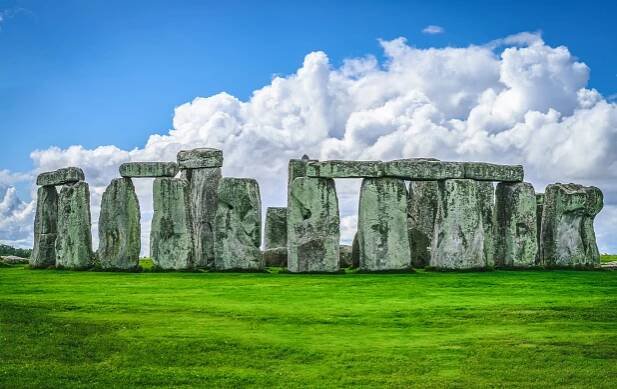 Stonehenge, Wiltshire: are you a romantic or a rationalist? - Literary Rambles