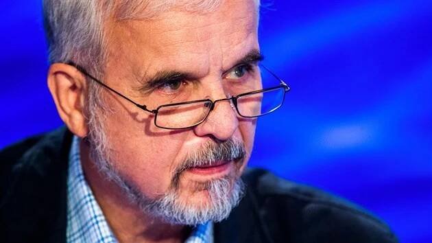 Lídr kandidátky SPD ve volbách do Evropského parlamentu Ivan David v diskusním pořadu Rozstřel (16. 5. 2019)
