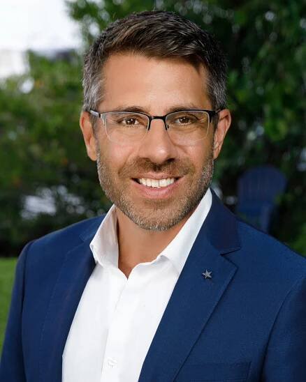 Professional Headshot Photographer in Florida