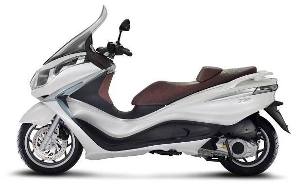Piaggio X10 125