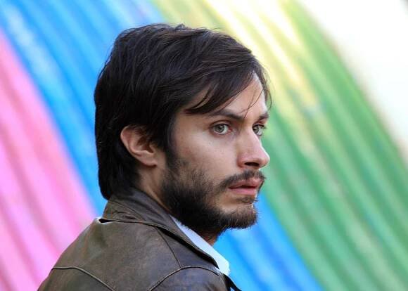 Recenze: No - Gael Garcia Bernal vede kampaň proti despotickému generálovi