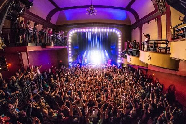 ABOUT US - Majestic Theatre