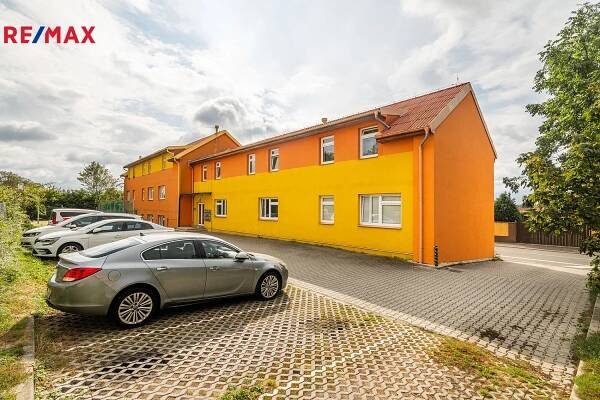 Pronájem Byt 2+kk, Hlavní, Jinočany, okres Praha-západ