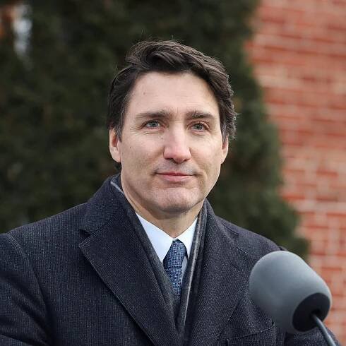 Trudeau rejects Trump's idea of forcing Canada to become a US state