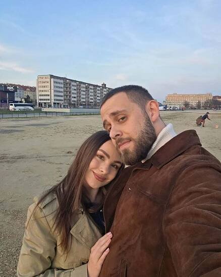 Romantické vyznání Vincenta Navrátila partnerce Bee: Pravda o prvním rande!
