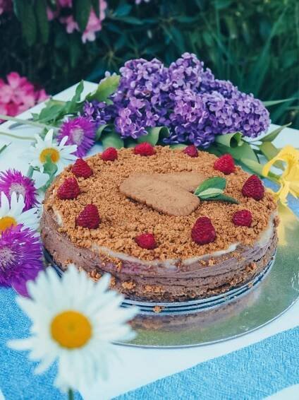 Lucie Šumová: LOTUS CHEESECAKE