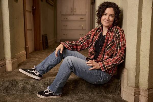Sara Gilbert as Darlene Conner in 'The Conners'