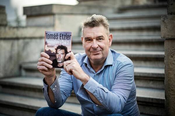 TOMÁŠ ETZLER: NIC NENÍ NEMOŽNÉ – Info Kiosek