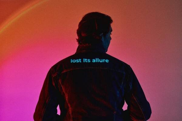 sam williams_lost its_allure_thomas crabtree - feb 23 2023 - 15939.jpeg