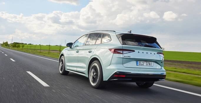 Škoda zvedala ceny: Enyaq zdražil až o 85 tisíc, má ale výbavu navíc. Rostla i Fabia
