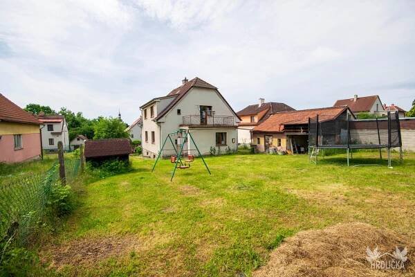 Rodinný dům se zahradou v Radomyšli u Strakonic | Hrdlička reality