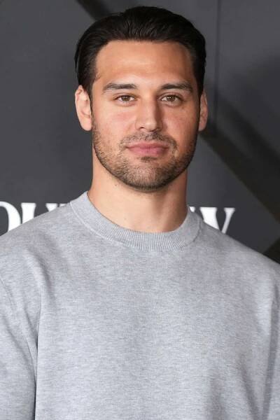 Ryan Guzman attends 2025 La Cena Los Angeles: Celebration of Latino Culture on February 21, 2025 in Hollywood, California.