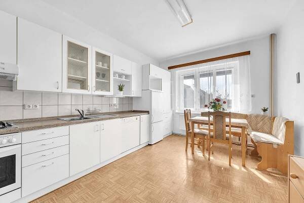 Prodej rodinného domu 260 m², pozemek 680 m², Slovenská, Lanškroun - Žichlínské Předměstí