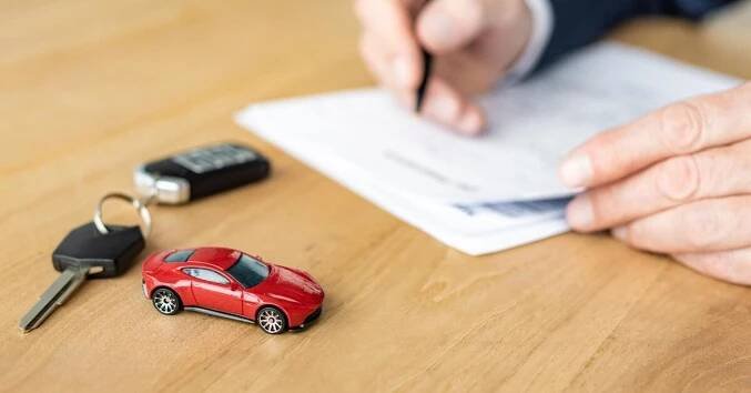 Kupní smlouva na přívěsný vozík: Co vše musí obsahovat? - Portál řidiče