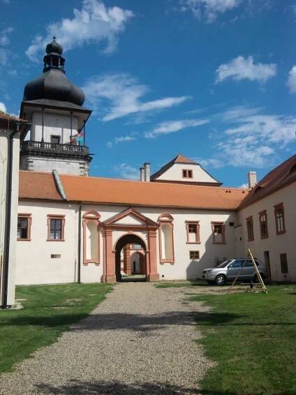 Zámek Nový hrad v JIMLÍNĚ - Fotogalerie