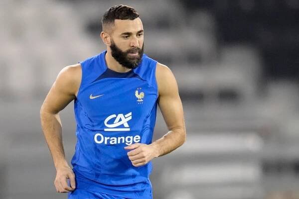Natržený sval! Držitel Zlatého míče Benzema přišel o MS v Kataru