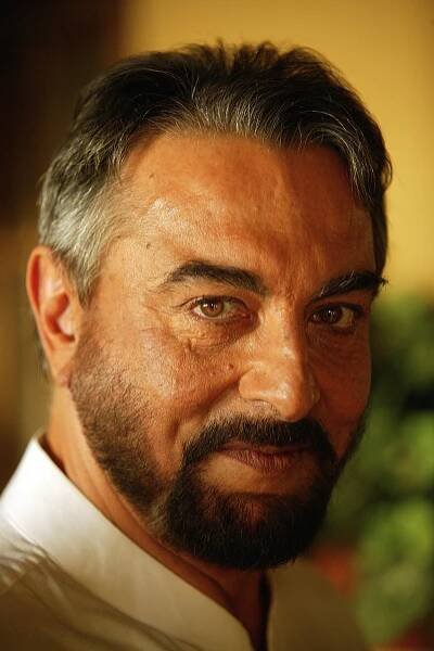 Kabir Bedi - headshot