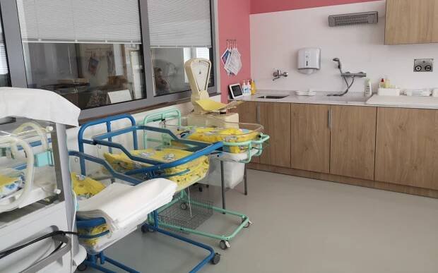 Do kadaňské nemocnice míří pacienti už 45 let. Která oddělení patří mezi nejvyhlášenější? - e-Chomutovsko.cz